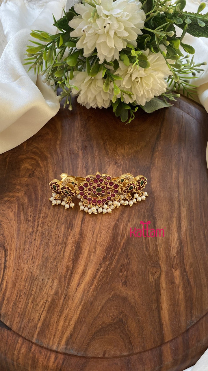 Kemp Peacock Pearl Drops Hair Clip - HC128