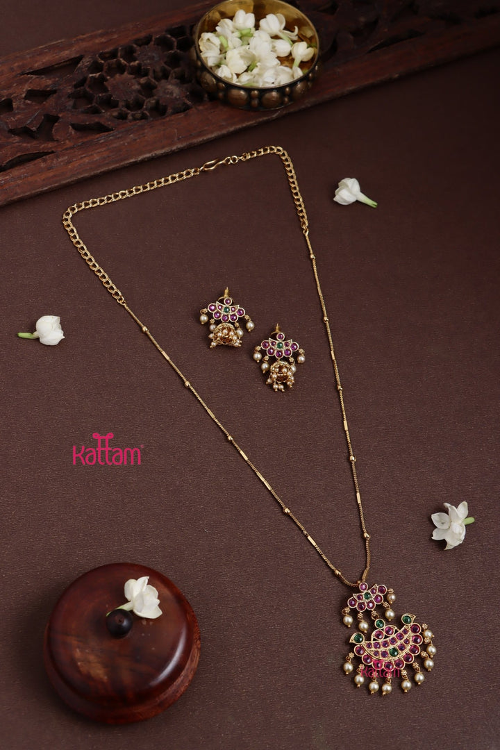 Kemp Stone Dollar Chain Set - N3834