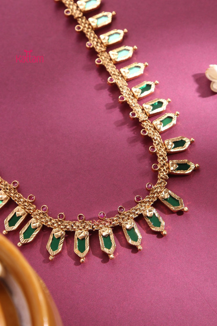 Kerala Green Palakka Spike Haram - N3311