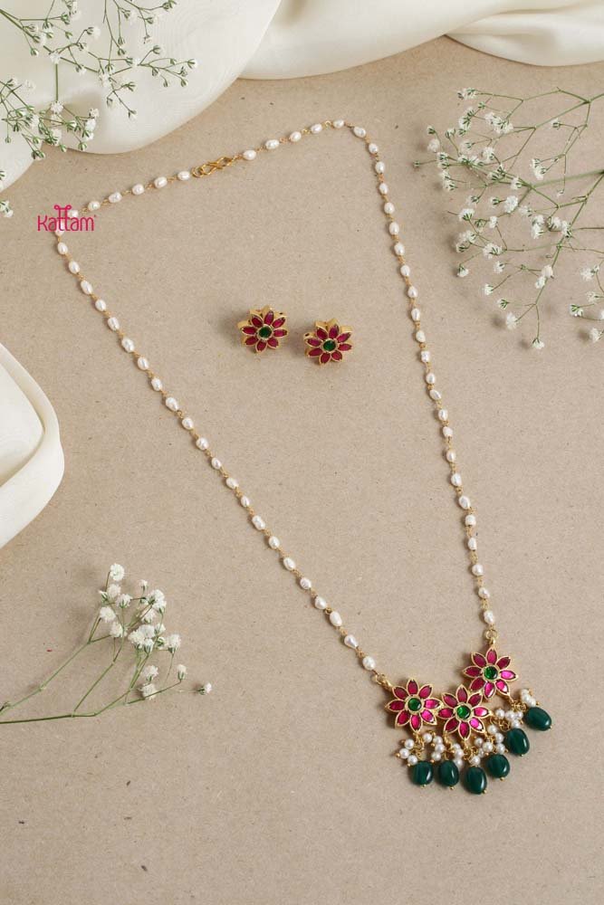 Kundan Floral Pearl Chain