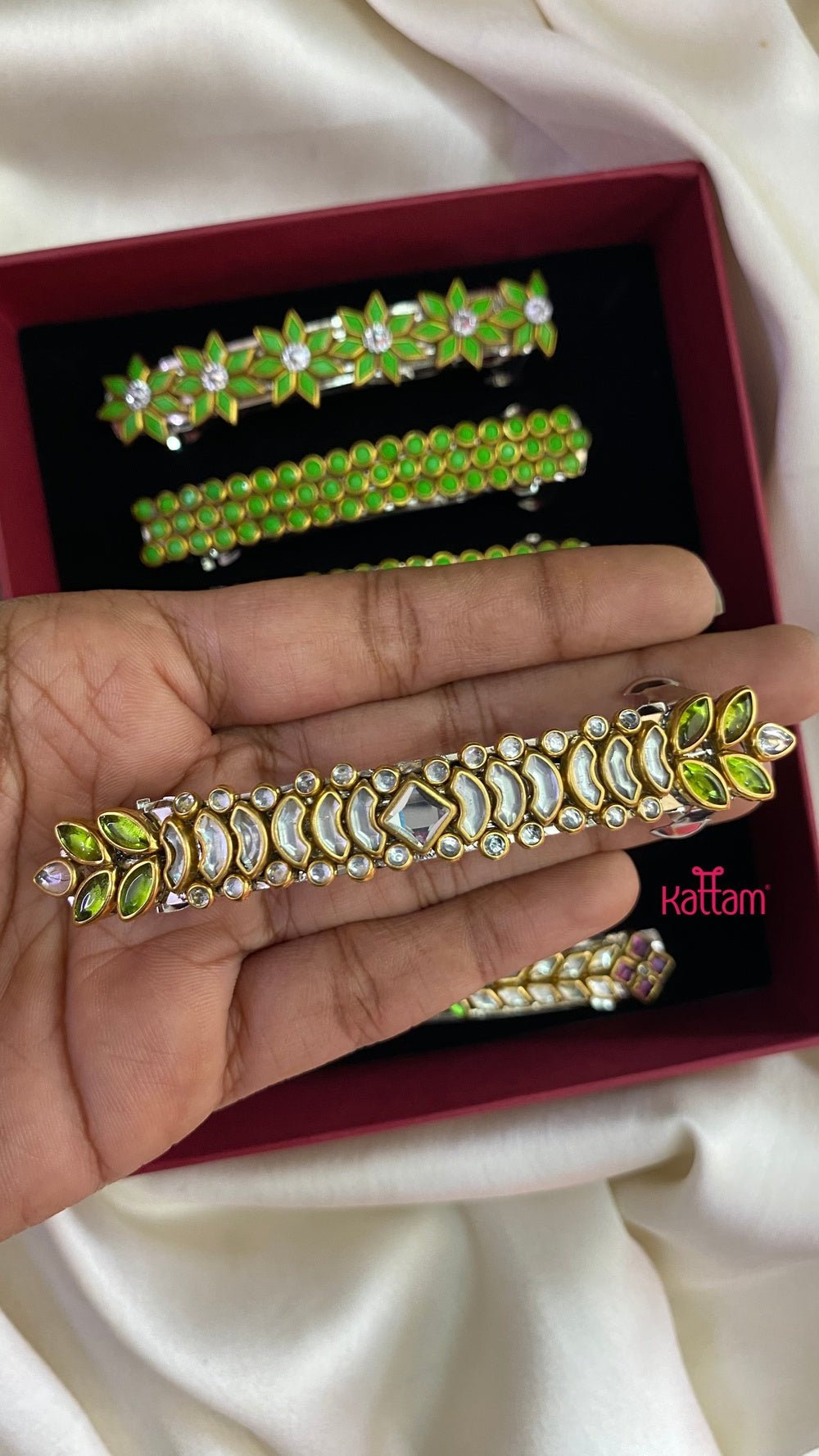 Kundan Hair Clip - Shades of Light Green - HC061