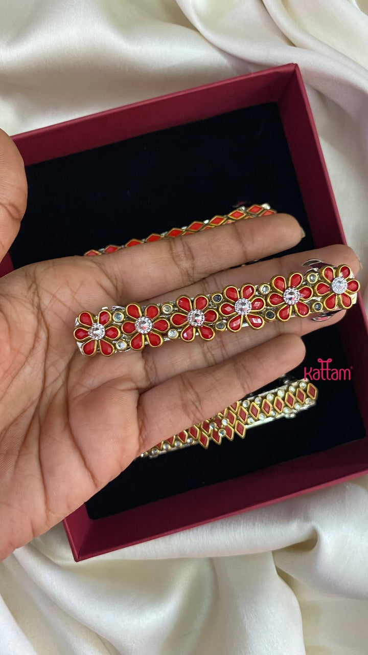 Kundan Hair Clip - Shades of Red - HC031