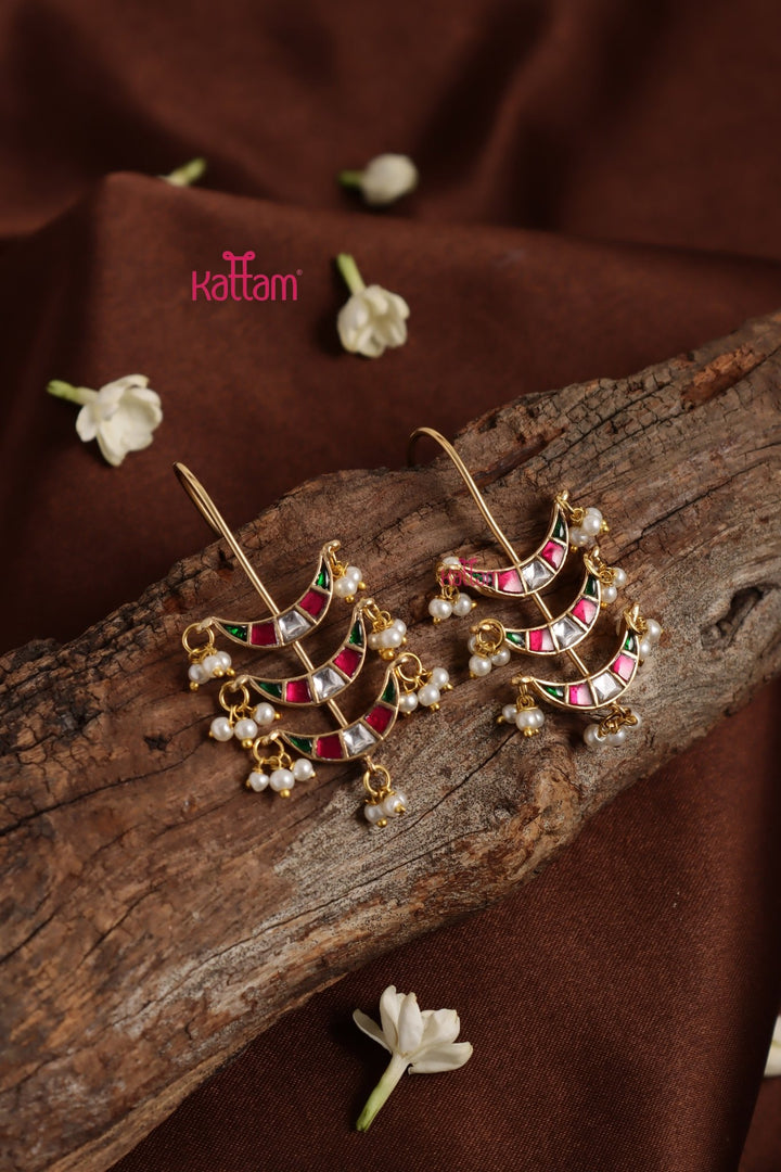 Kundan Halfmoon Earcuff - E1323