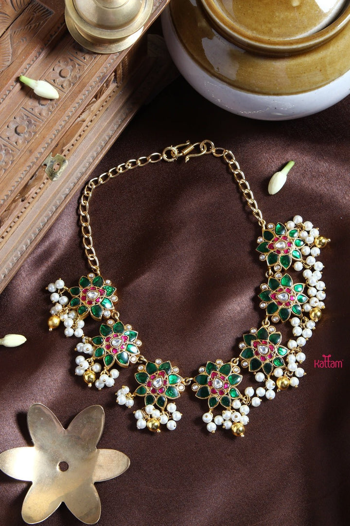 Kundan Lotus Choker (No Earrings) - N1269