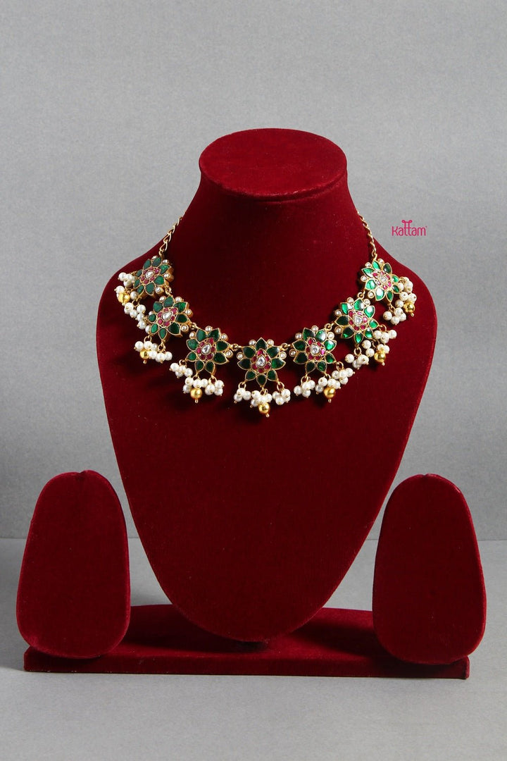Kundan Lotus Choker (No Earrings) - N1269