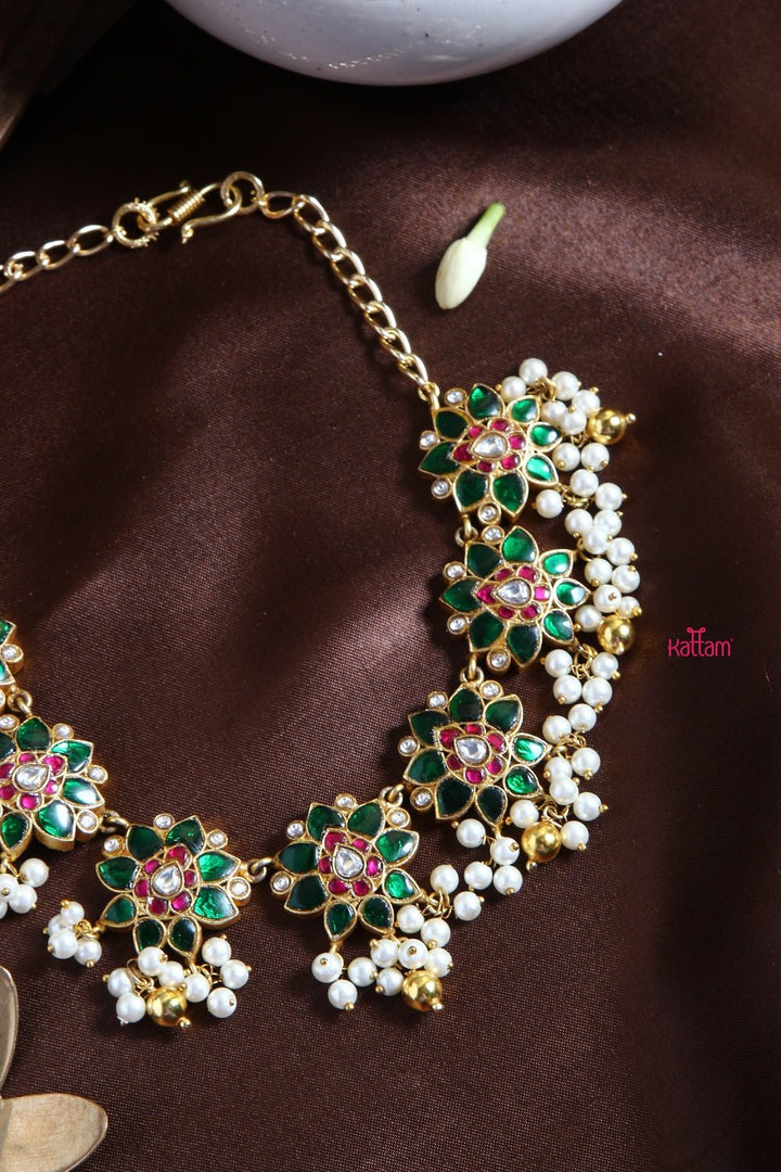 Kundan Lotus Choker (No Earrings) - N1269