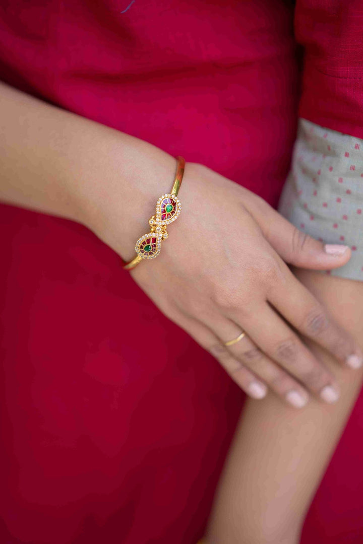 Kundan Manga Bangle ( set of 2 ) - B552 - V4