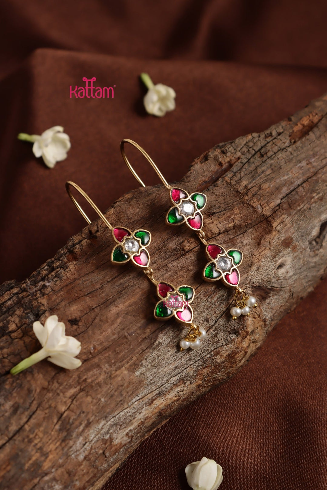 Kundan Motif Pearls Earcuff - E1322