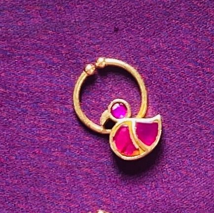 Kundan Parrot Septum Nosepin - SP9-NP242
