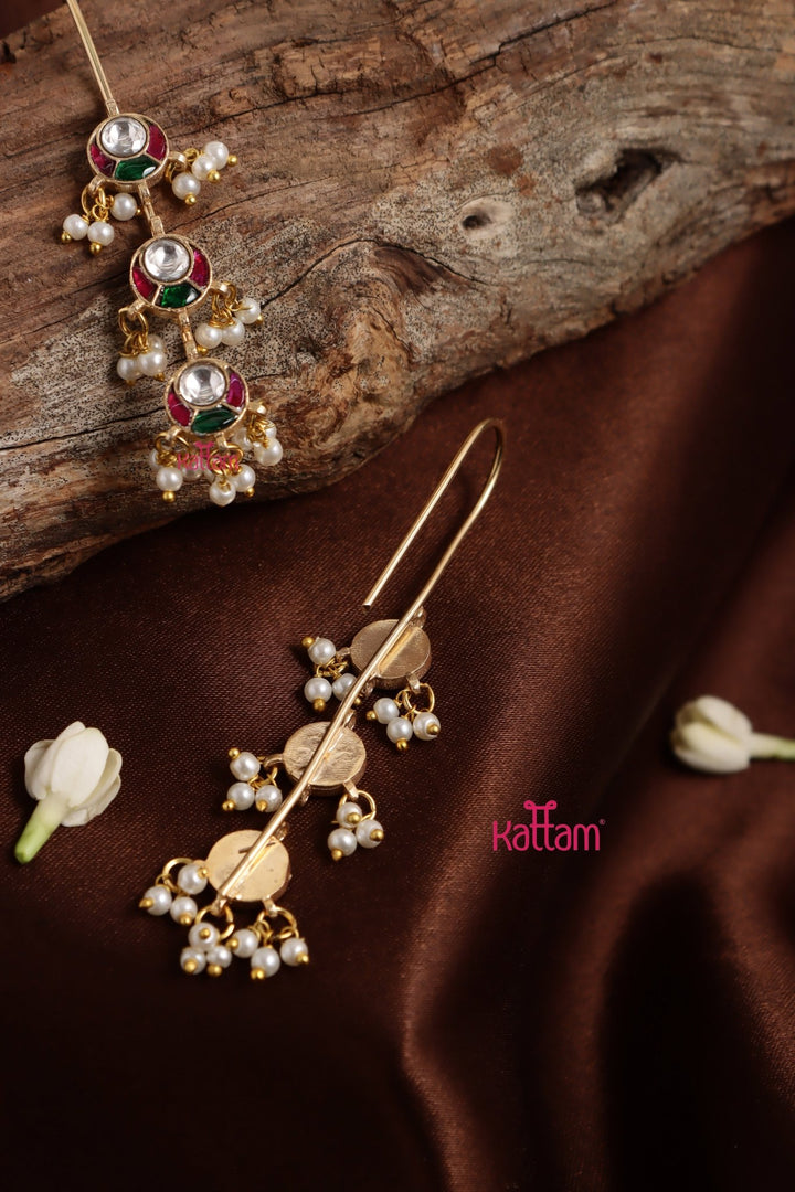 Kundan Rounds Pearls Earcuff - E1321
