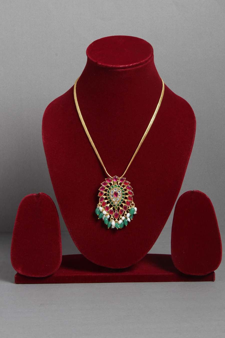 Kundan Tilak Emerald Gold Chain (No Earring) - N1371