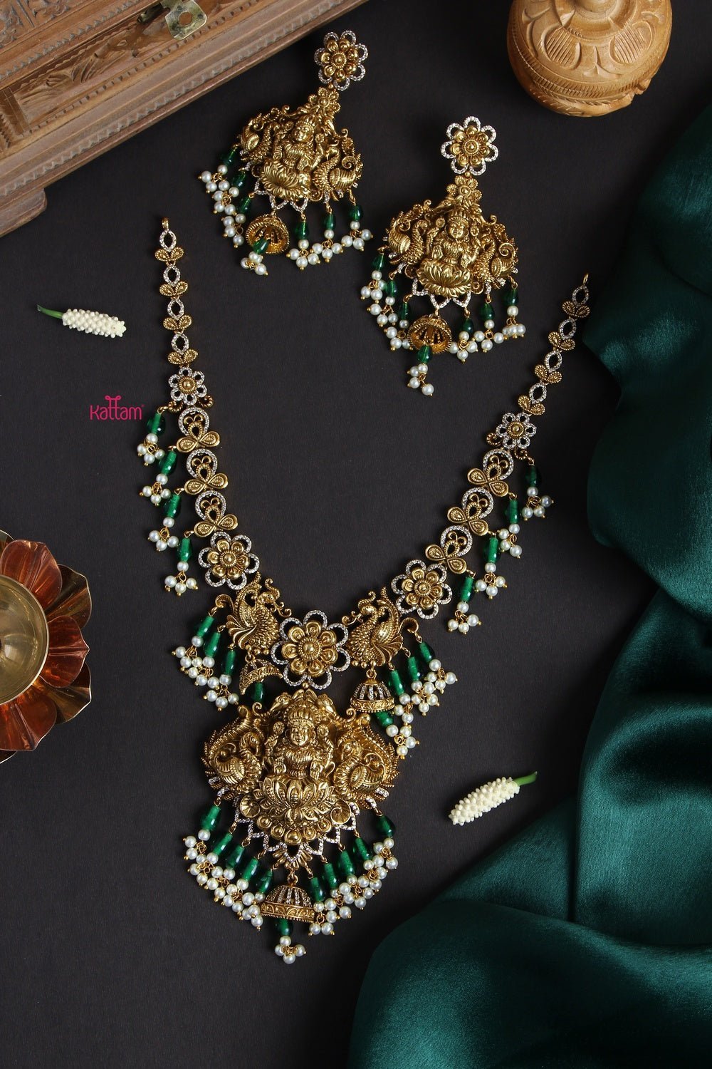 Lakshmi Green Bead Pearl Bridal Necklace - N1202