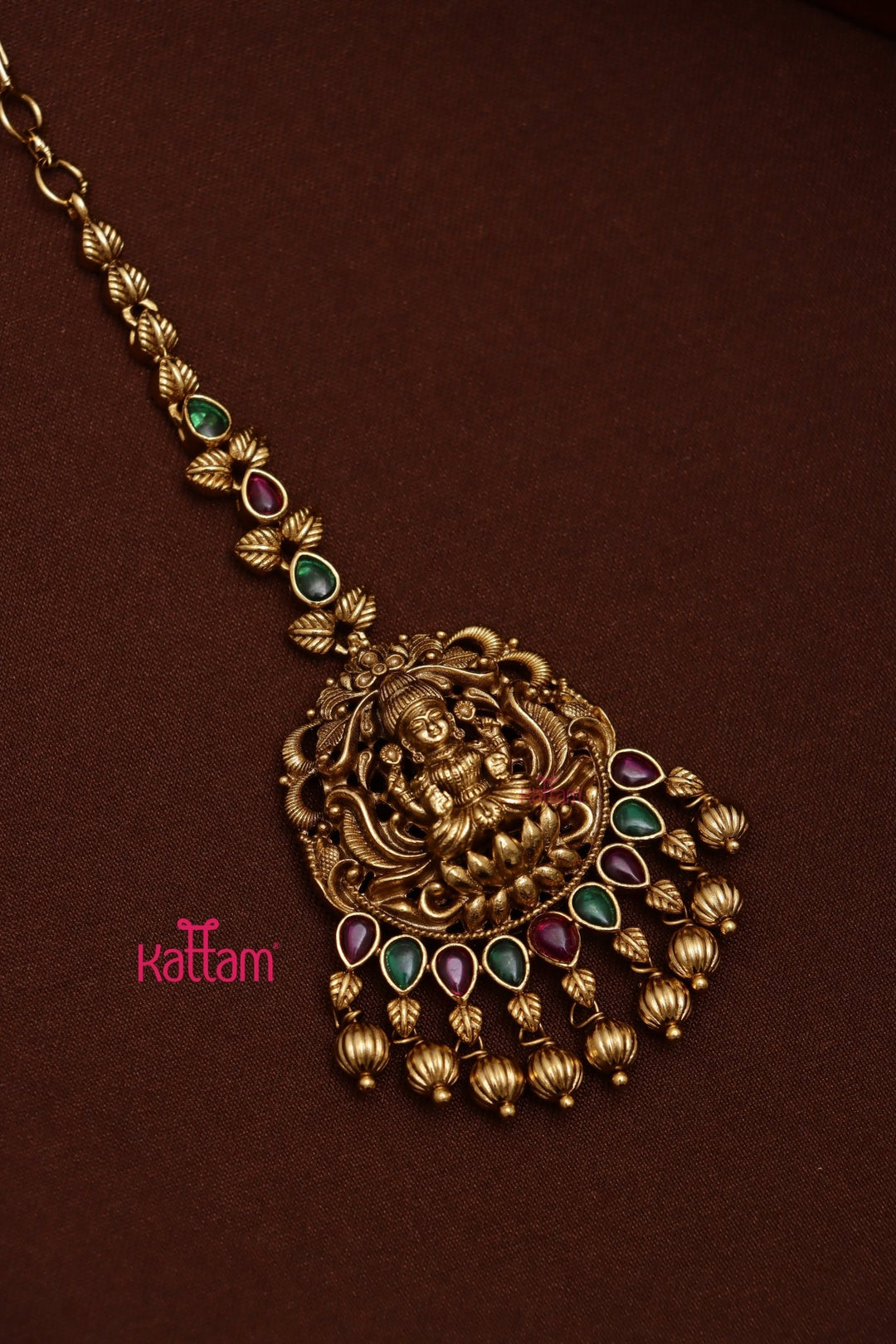 Lakshmi Leaf Maangtikka - MT136