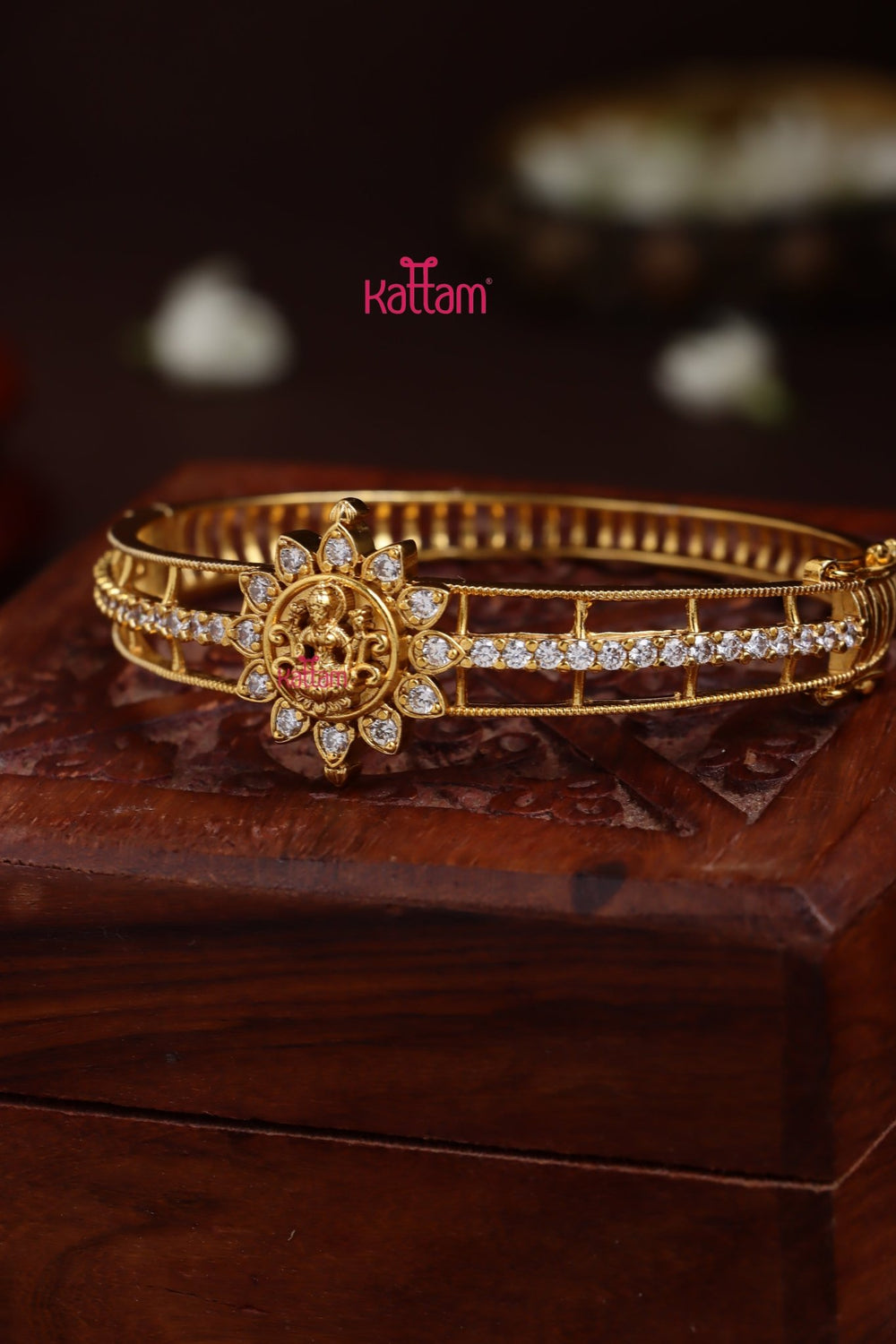 Lakshmi Stone Kada - B629