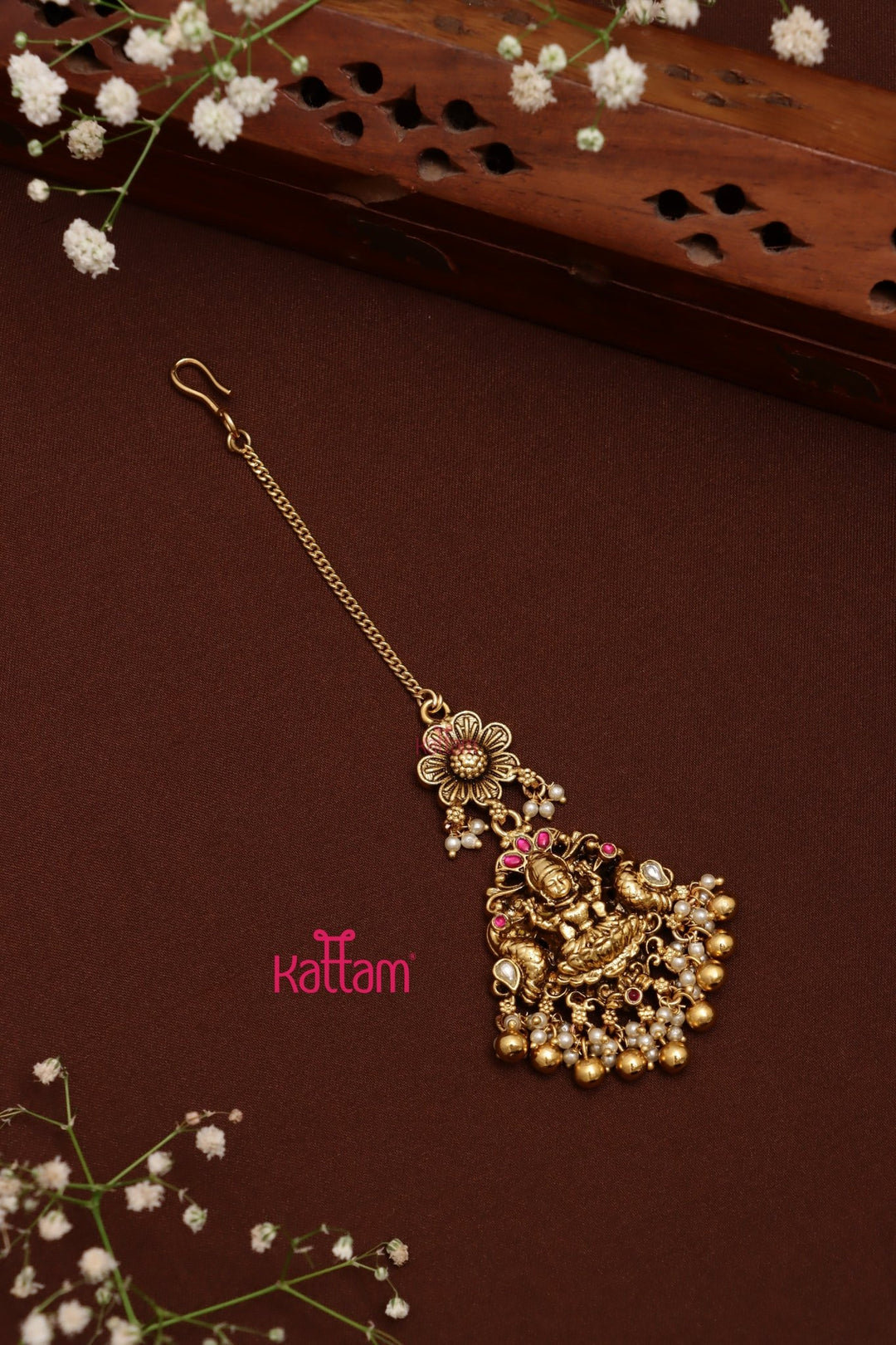 Lakshmitha Flower Maangtikka - Design 1 - MT149