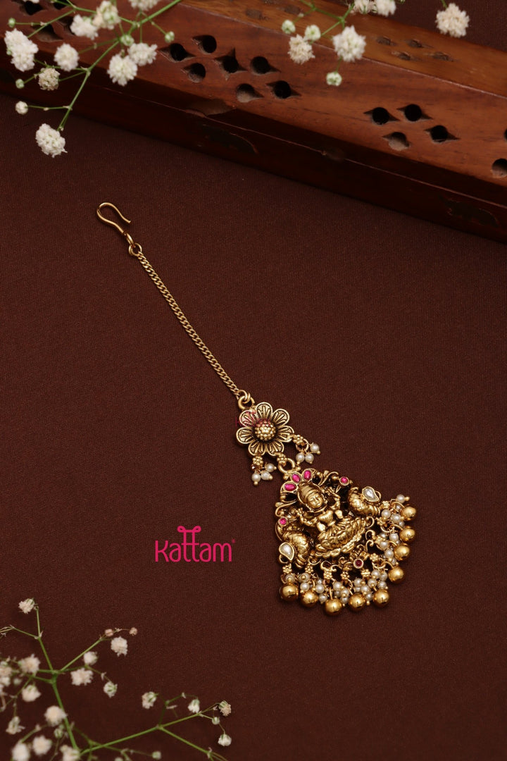 Lakshmitha Flower Maangtikka - Design 1 - MT149