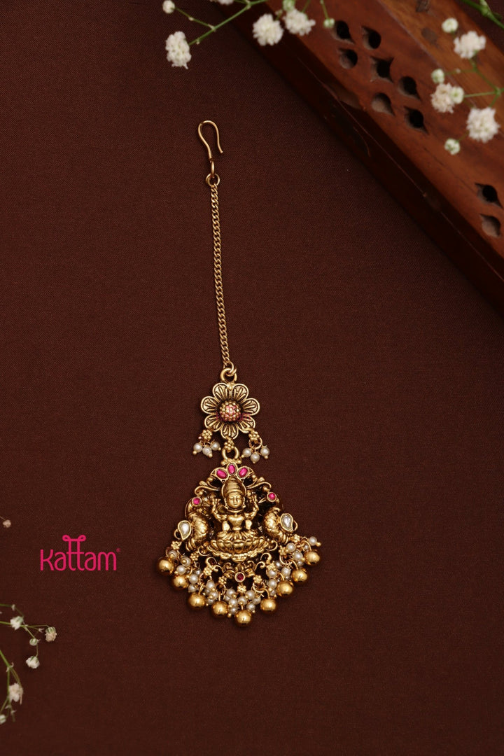 Lakshmitha Flower Maangtikka - Design 1 - MT149