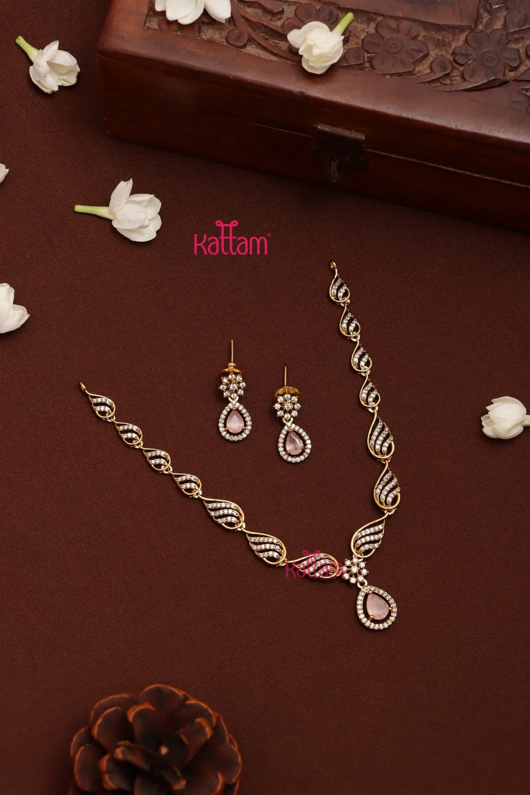 Laya - AD Stone Pastelpink Drop Choker - N5298