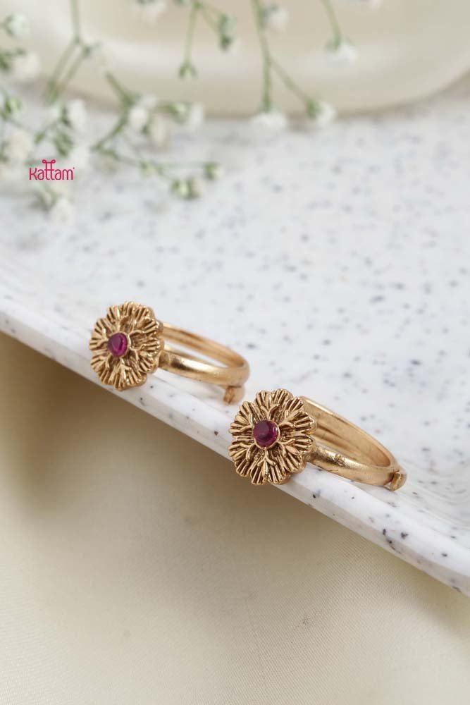 Layered Flower Toe Ring ( Adjustable) - TR002
