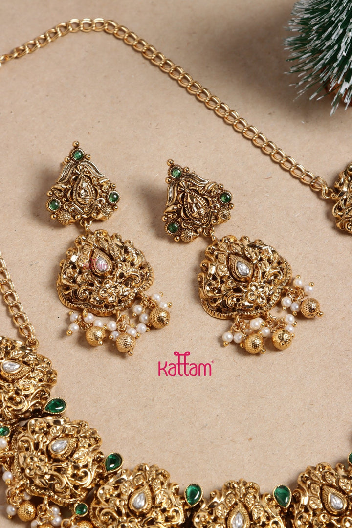 Lotus Peacock Guttapusalu Choker - N3454