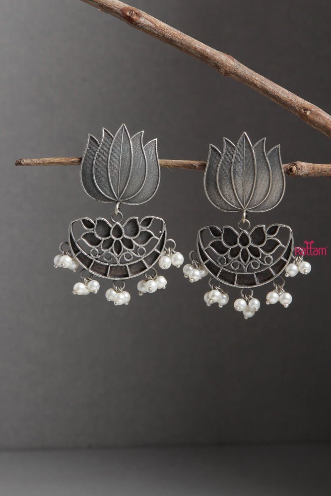 Lotus Pearl Drops Earrings - E324