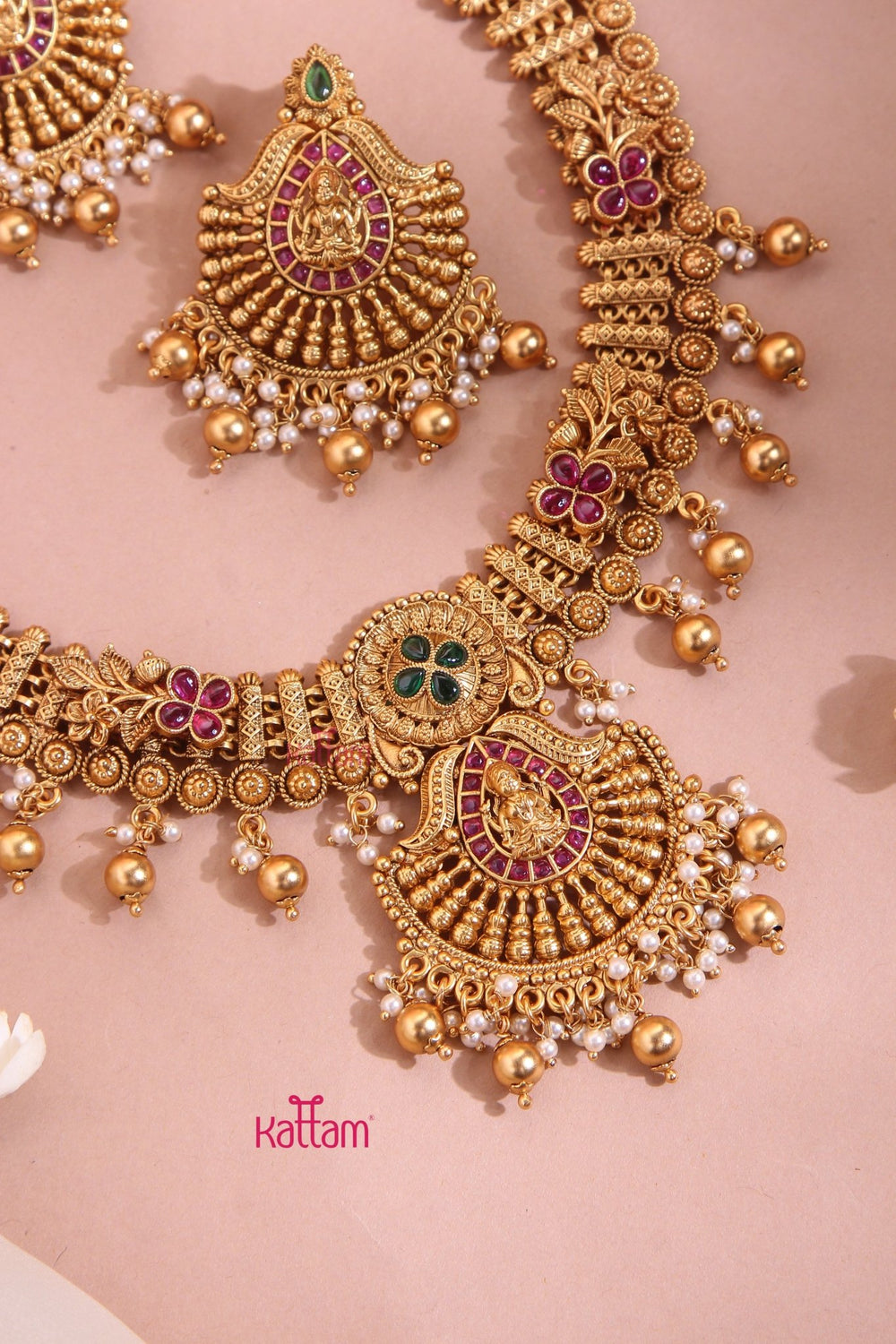 Matt Goddess Pearl Choker Set - N3374