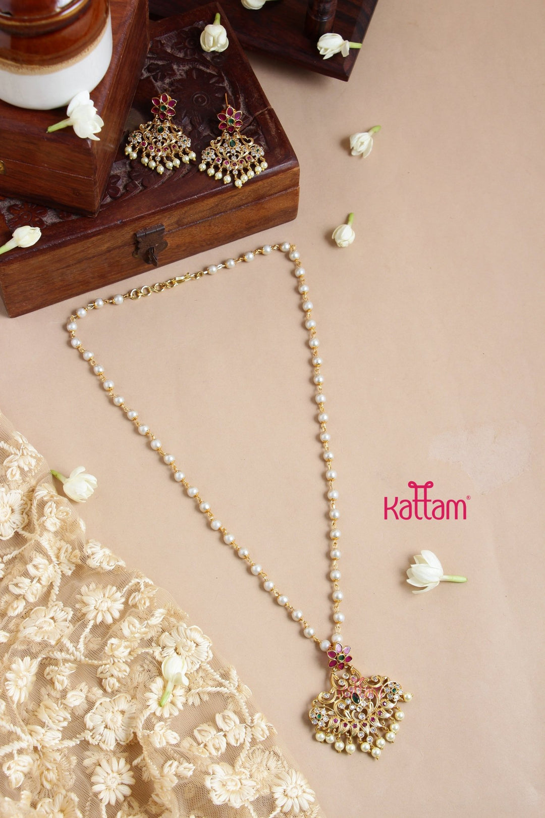 Matt Gold Ruby Flower Pearl Chain - N3271
