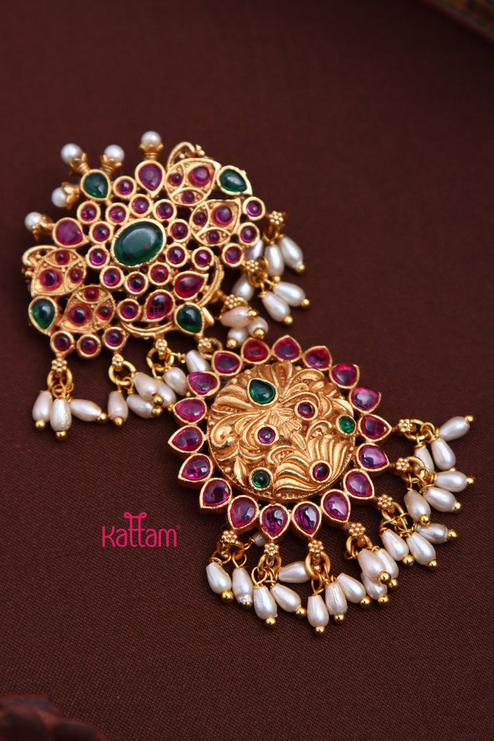 Matte Motif Pendant - JB076