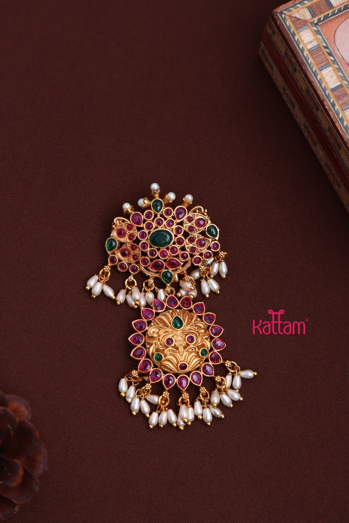 Matte Motif Pendant - JB076