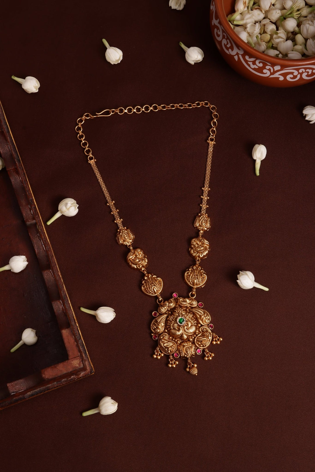 Matte Peacock Motif Necklace - N4120