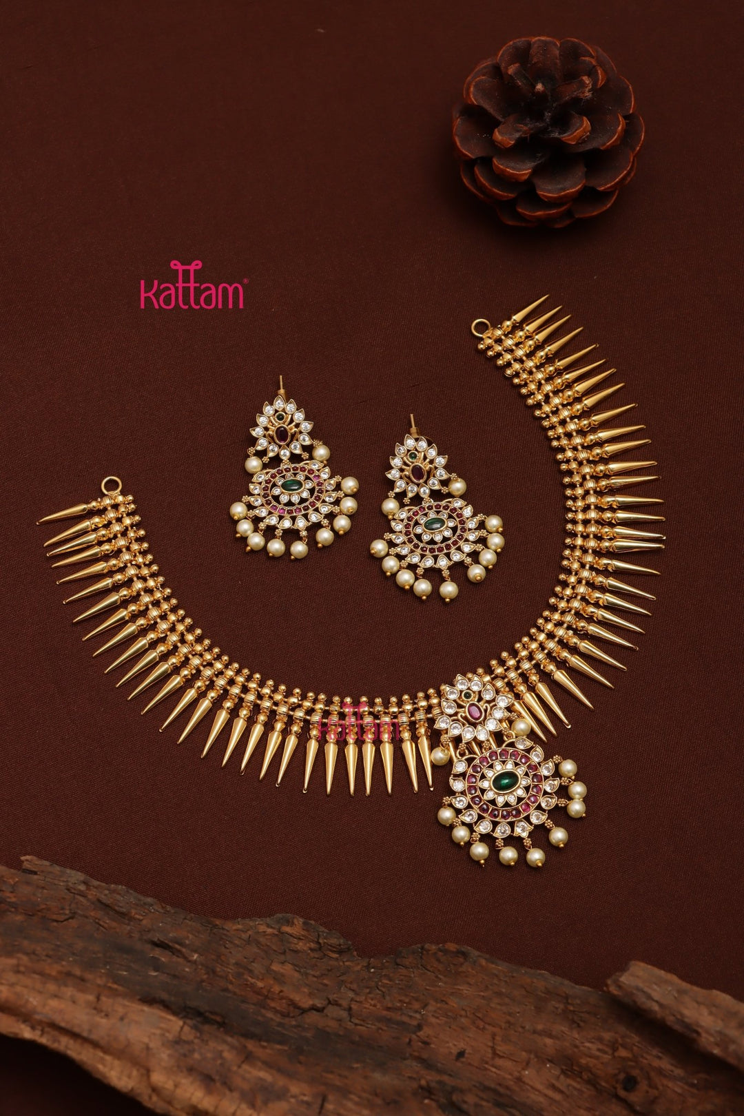 Meena - Kerala Mullai Mottu Choker - N3701