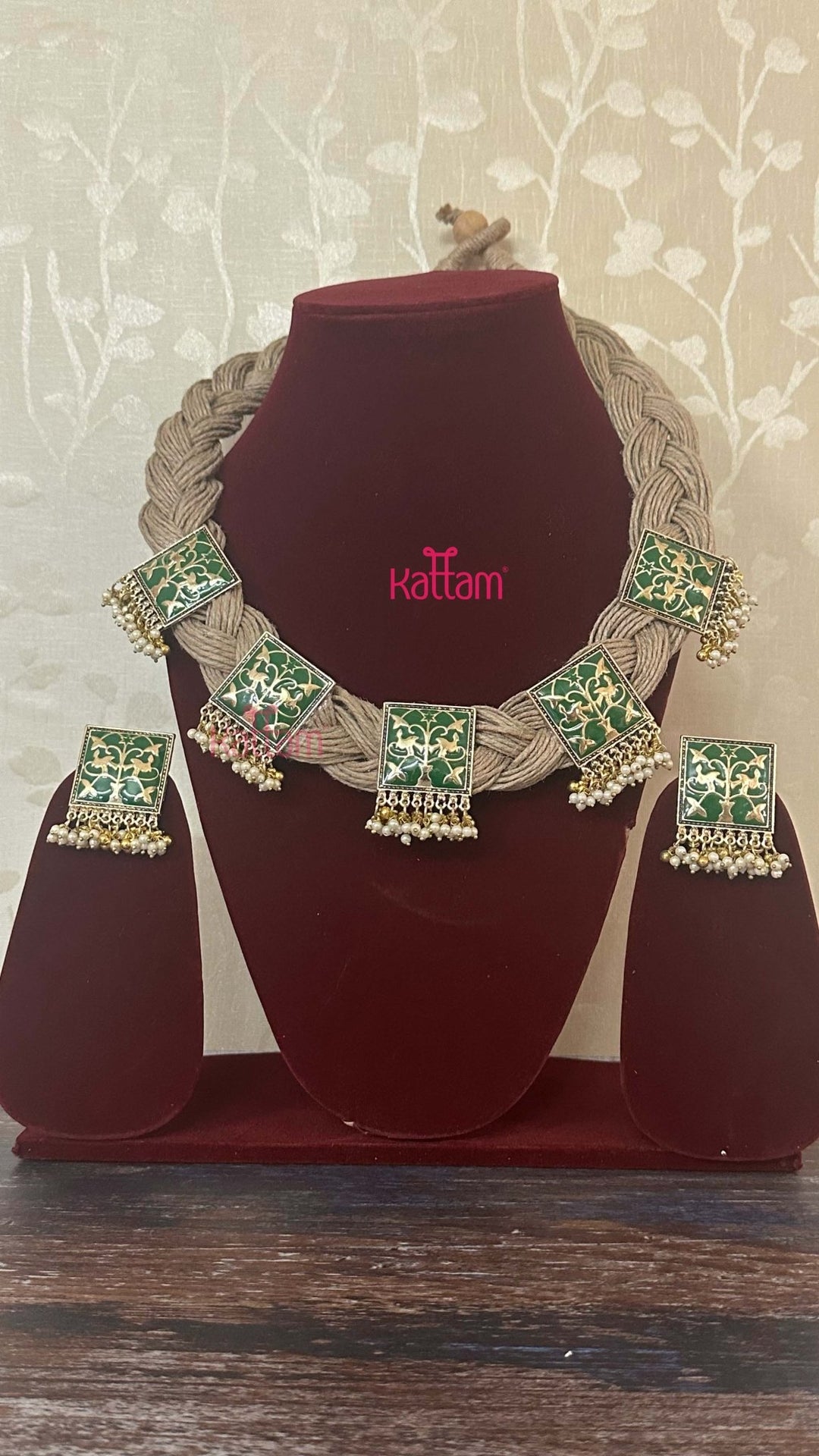 Meenakari Hand Crafted Designer Jute Necklace - Olive Green - N2906