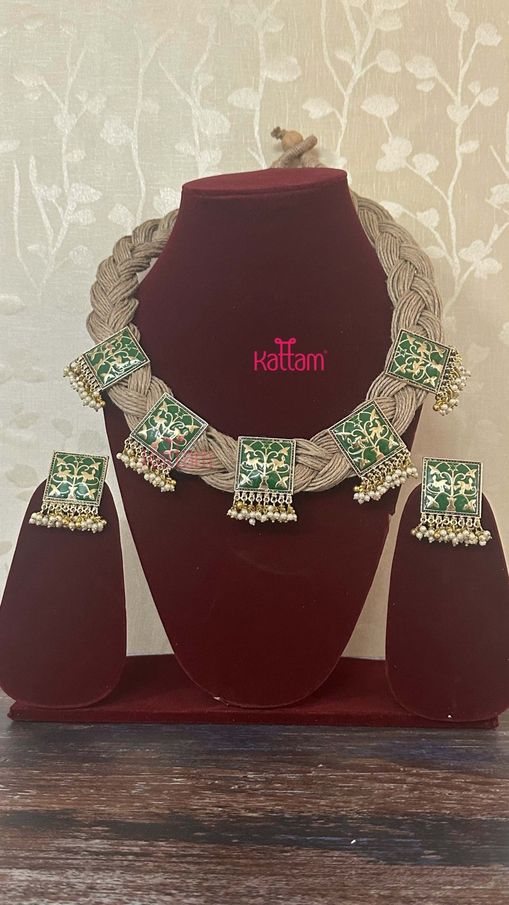 Meenakari Hand Crafted Designer Jute Necklace - Olive Green - N2906