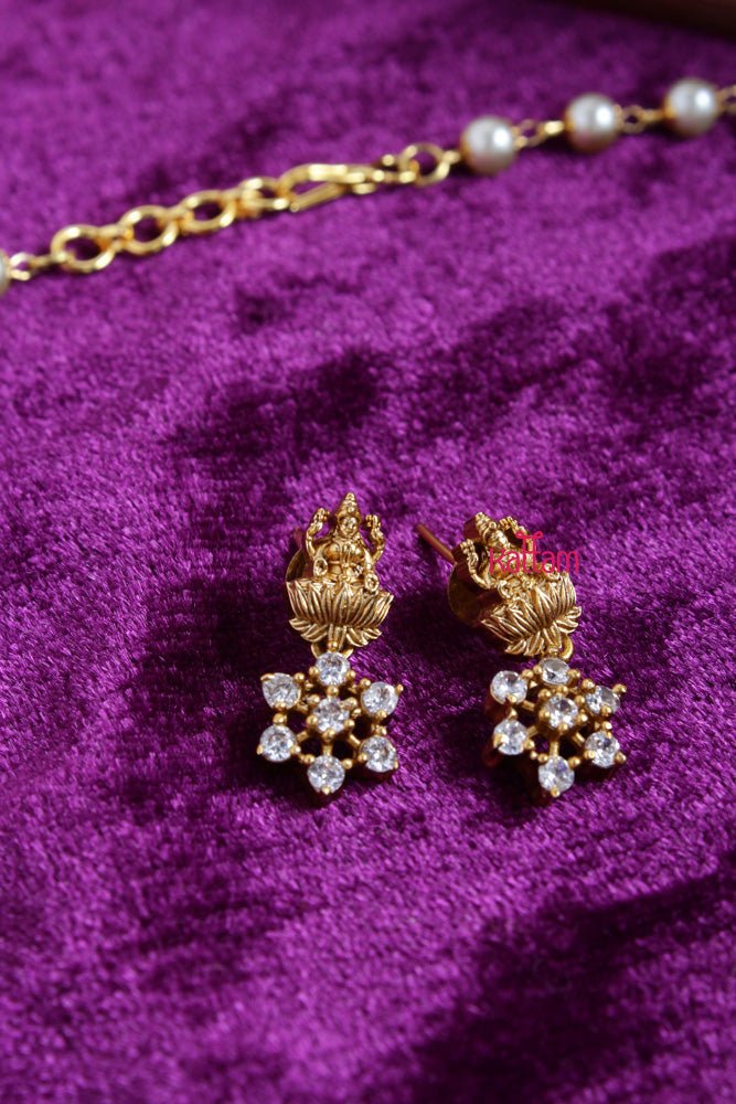 Mini Flower Goddess Pearl Chain - N2246