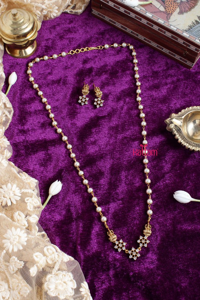 Mini Flower Goddess Pearl Chain - N2246