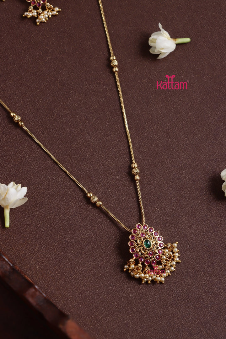 Motif Pearl Dollar Chain Set - N3801