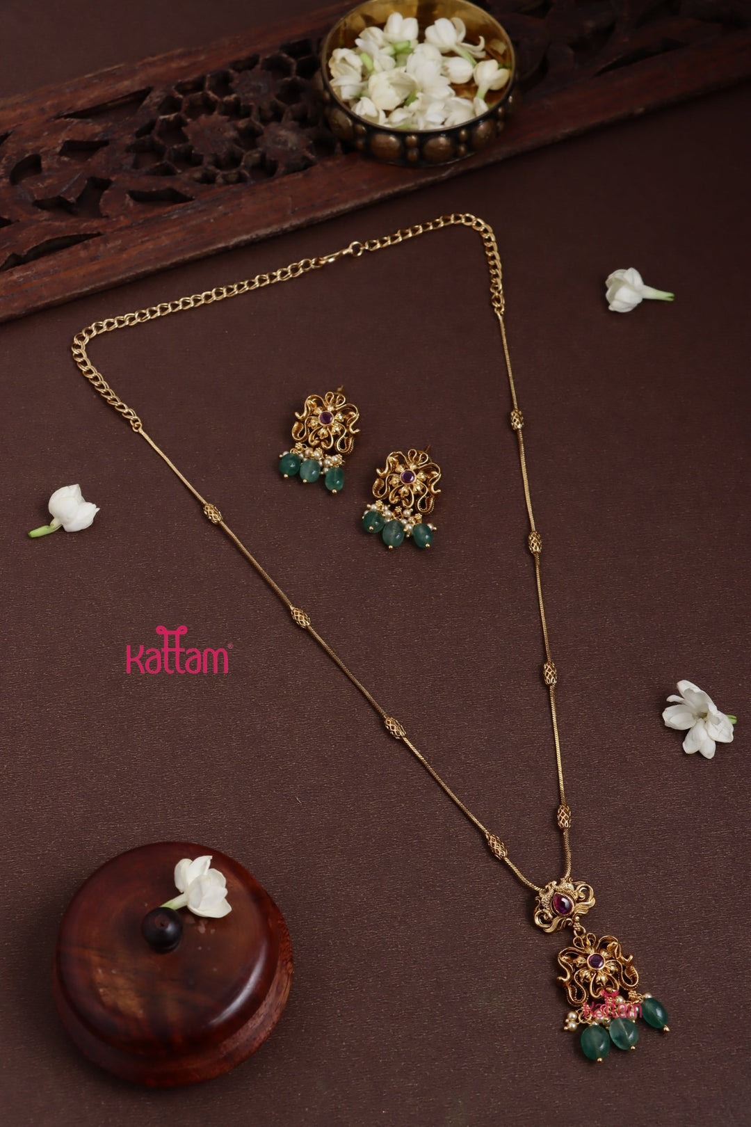 Motif Pendant Dollar Chain Set - N3836
