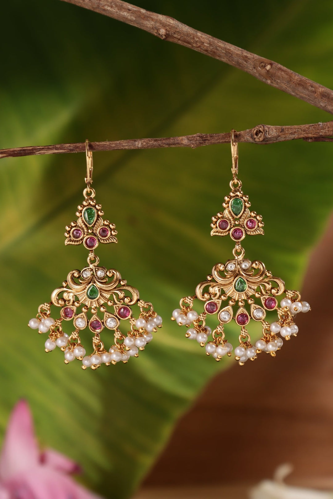 Motif Statement Hoop Earring - E1485