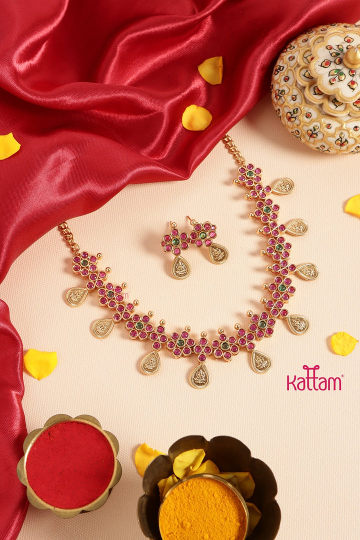 Mullai Kemp Goddess Choker - N3446
