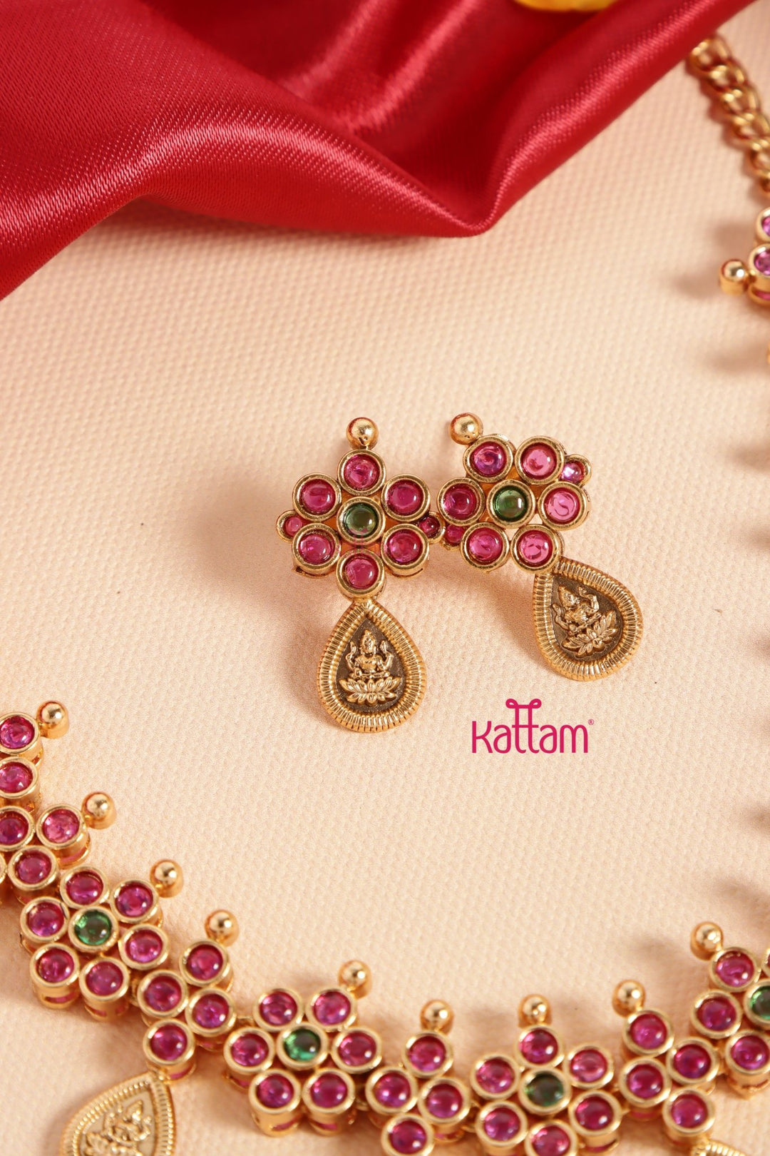 Mullai Kemp Goddess Choker - N3446