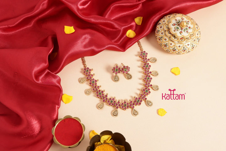 Mullai Kemp Goddess Choker - N3446