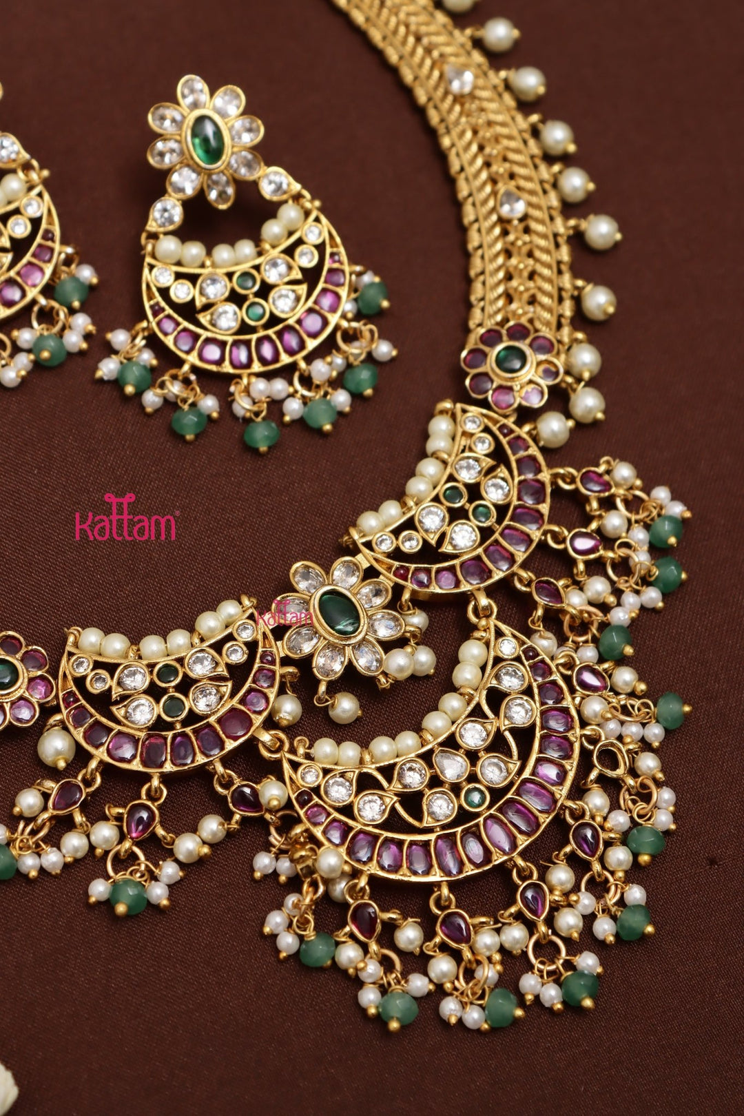 Multistone Halfmoon Hasli Choker - N4021