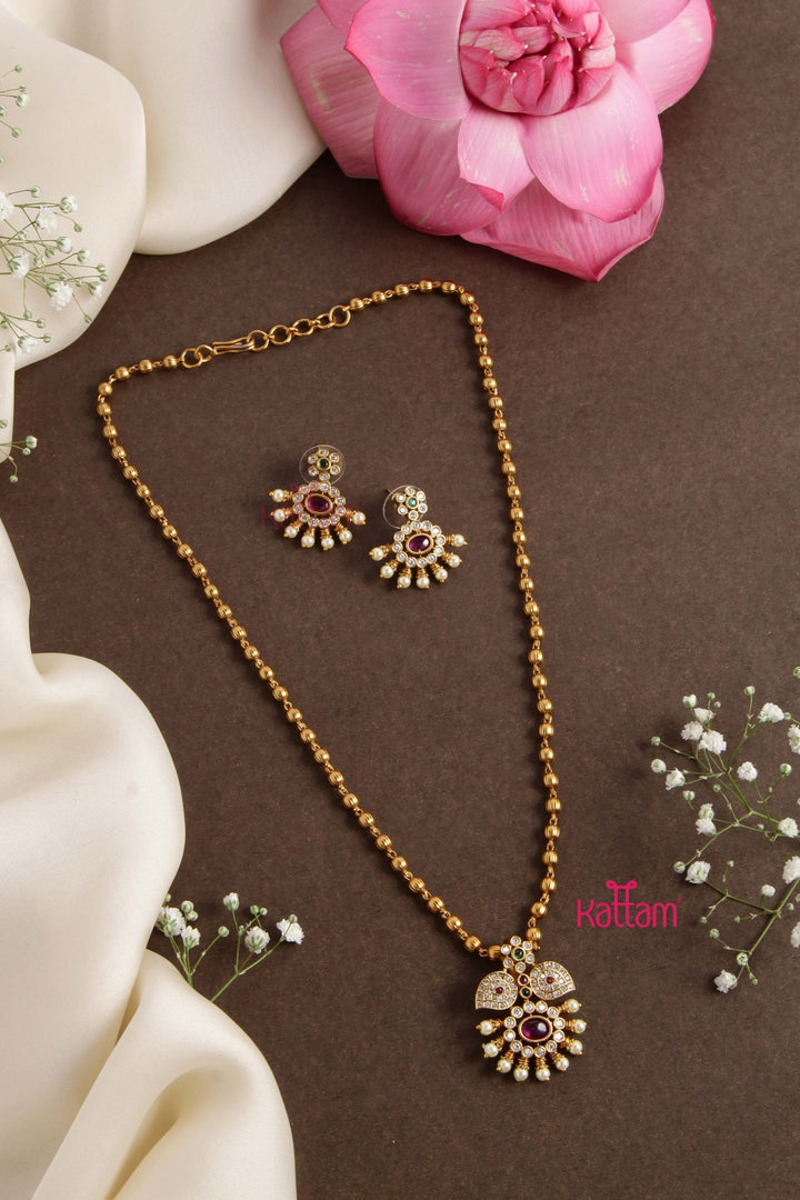 Multistone Pendant Goldtone Chain - N2755