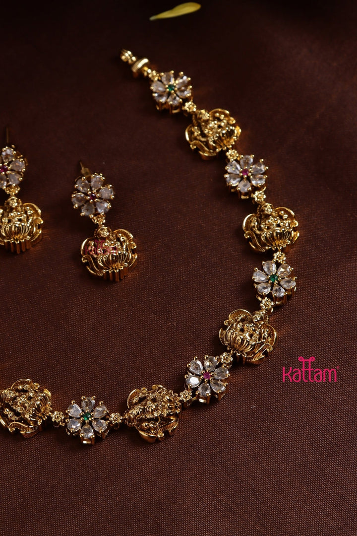 Nakshi White Flower Choker - N3200
