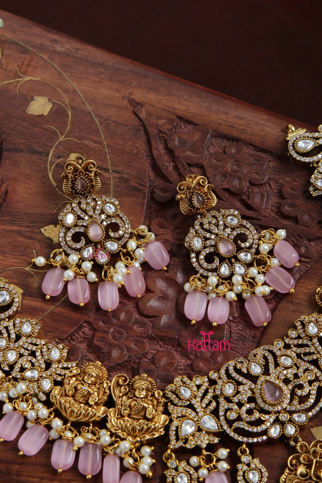 Nathiya - Victorian Goddess Pastelpink Necklace - N6110