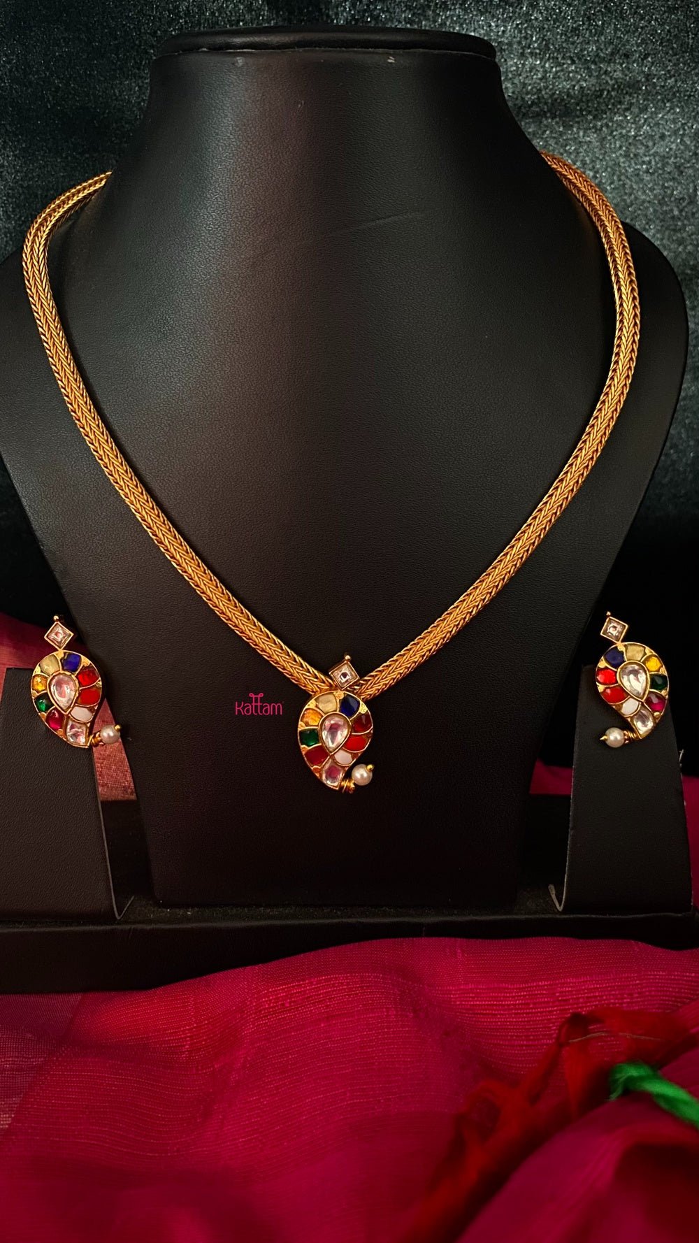 Navarathna Manga Pendant Chain - N886