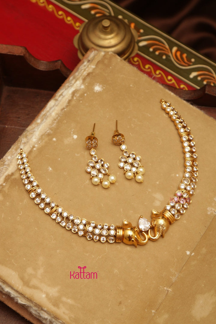 Nidhi - Engraved Hasli Choker - N3643