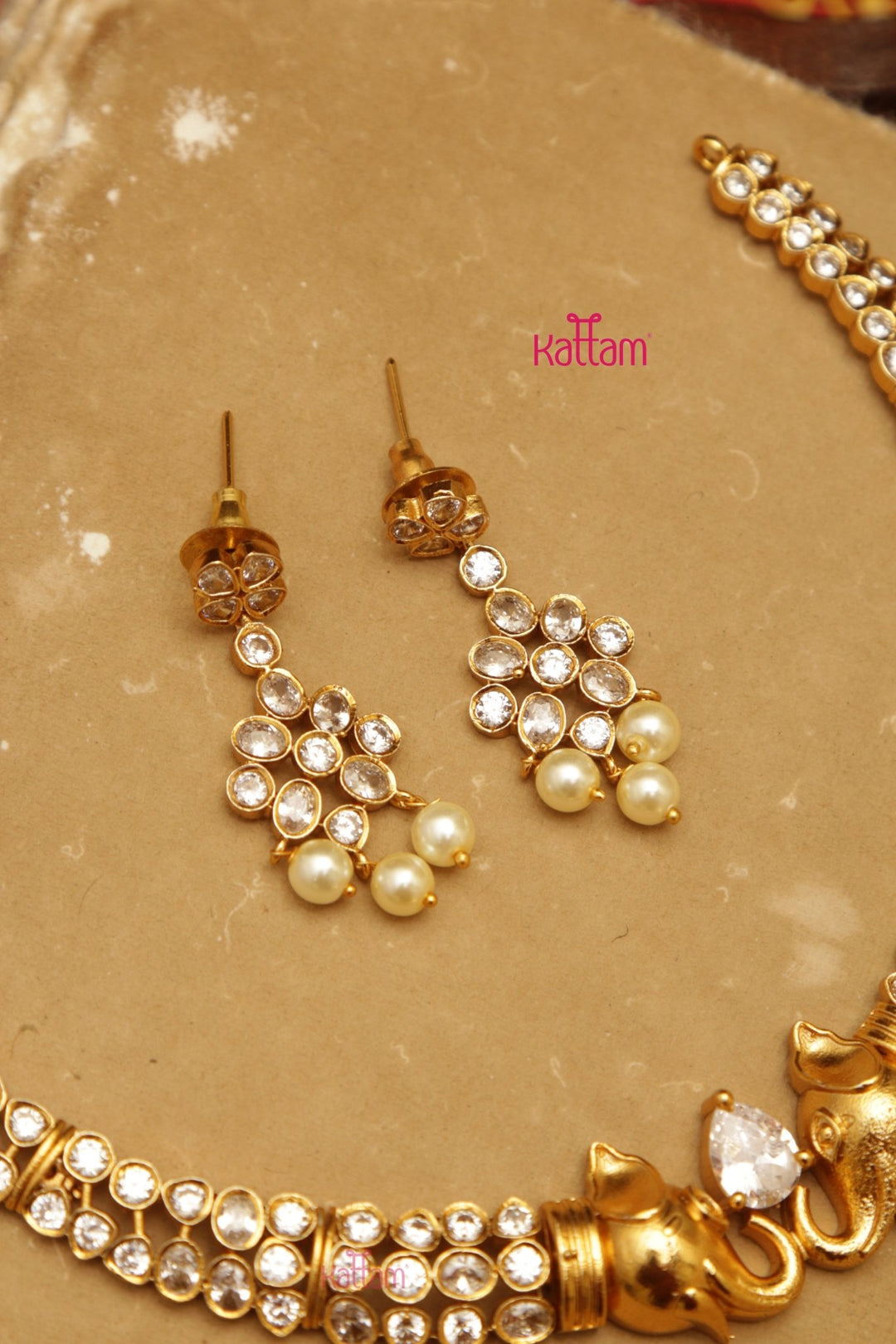 Nidhi - Engraved Hasli Choker - N3643