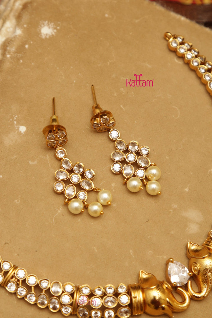 Nidhi - Engraved Hasli Choker - N3643