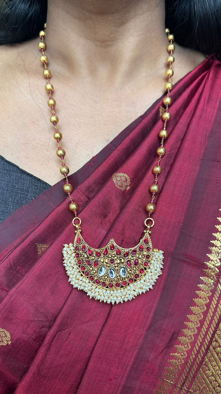 Nila - Half Moon Pendant Ball Necklace - N379